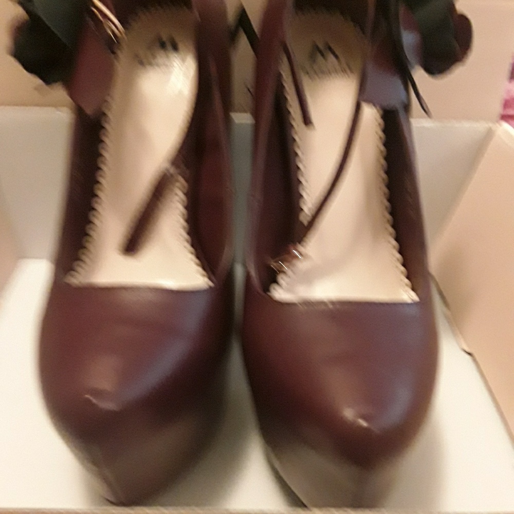 Shoe Dazzle Madison Celine Heels